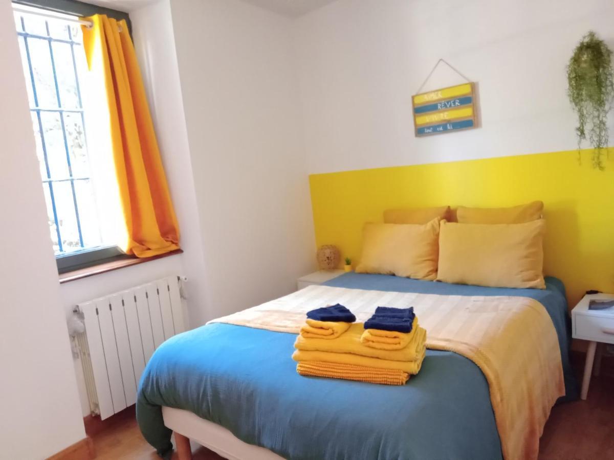2 Pieces "Le Brin De Soleil" Gites Appart 'Hotel L'Echappee Belle D'Aubenas Logement 1 Sur 3 Dış mekan fotoğraf